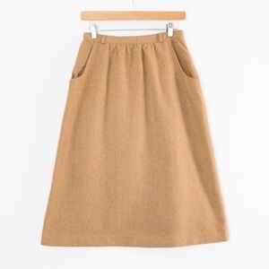 F.L. Sport | Vintage 90’s Caramel Brown A-Line Wool Pocketed Skirt | Size 12